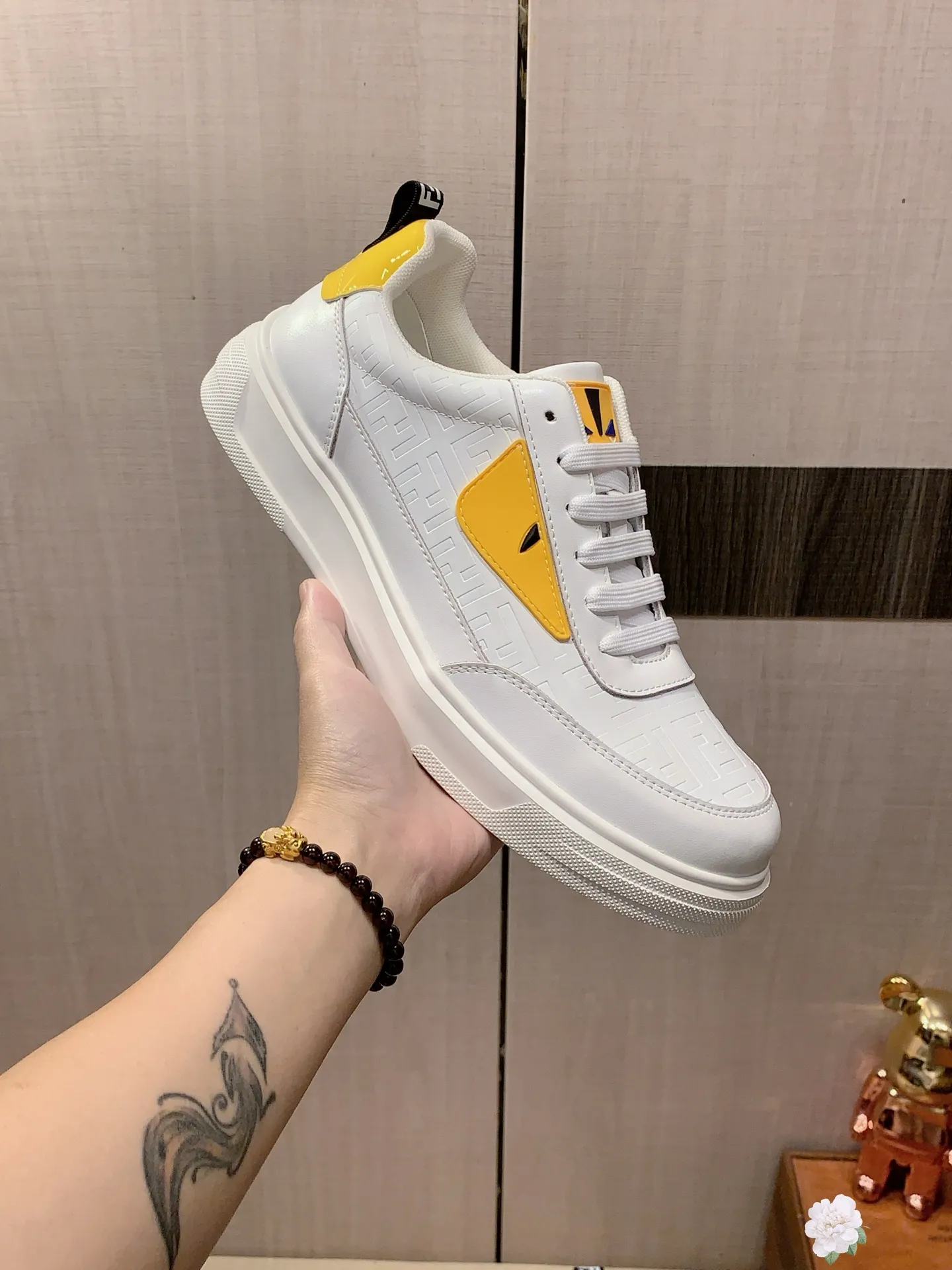 Men's men's shoes💰420💰💰🎩🎩[Lightning][Lightning] "FENDI*" latest • popular casual shoes, top brand [seduce] luxury ~ purchasing agency, top ~ quality. [Strong] The upper is made of imported breathable cowhide with fabric material ➕ Breathable sheepskin feet (•) and fine workmanship. The original stylish and stylish soft rubber wear-resistant and non-slip outsole is light and comfortable on the feet. The real thing looks better when photographed in person. 111: code: 38-44, 3️⃣ colors selected